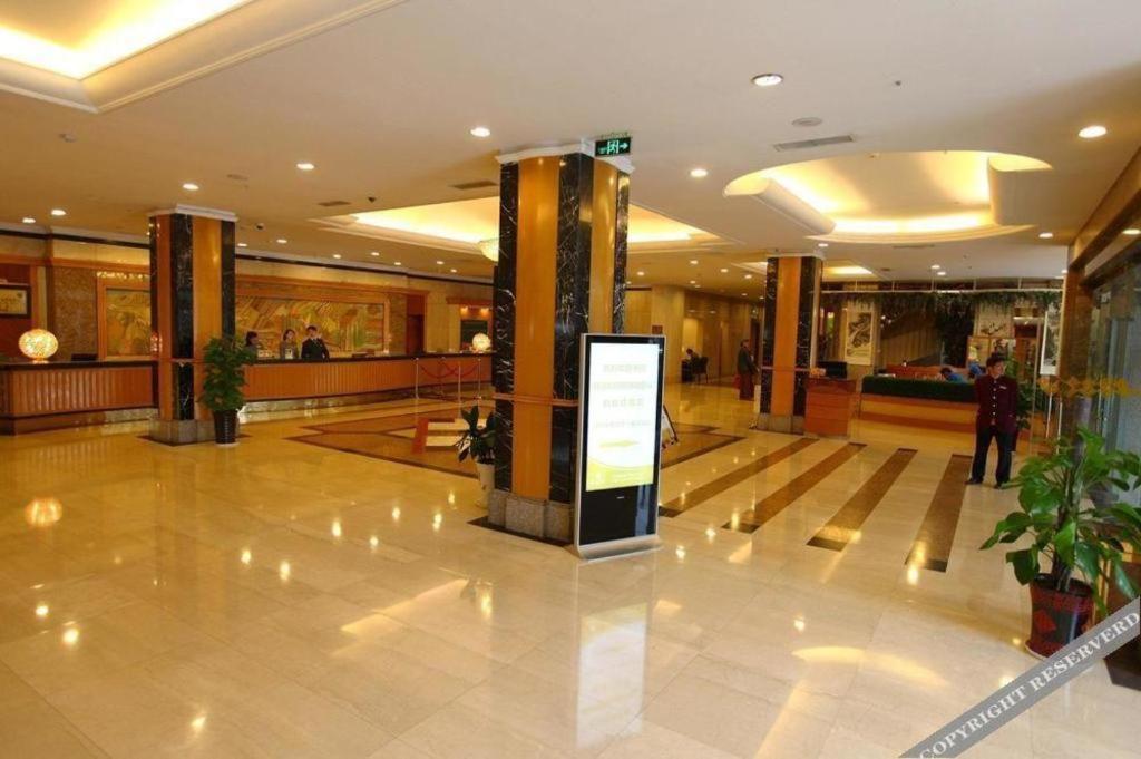 Jinyuan Jinling Plaza Xuzhou Hotel Exterior photo